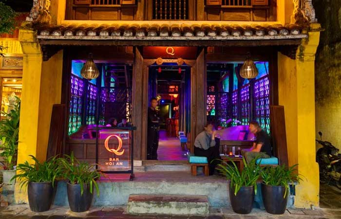 Q-Bar  Hoi An