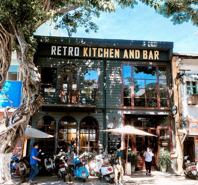 Retro Kitchen and Bar Đà Nẵng tuyển dụng (09/2017)