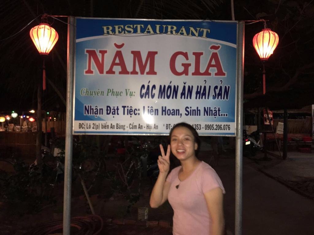 Năm Giã Seafood Restaurant - Hội An