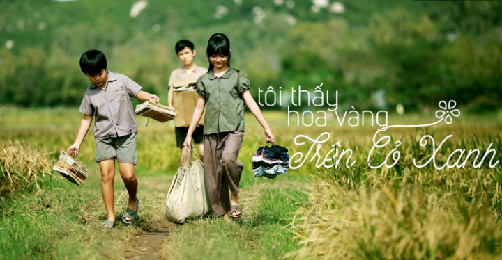 toi-thay-hoa-vang-tren-co-xanh.png